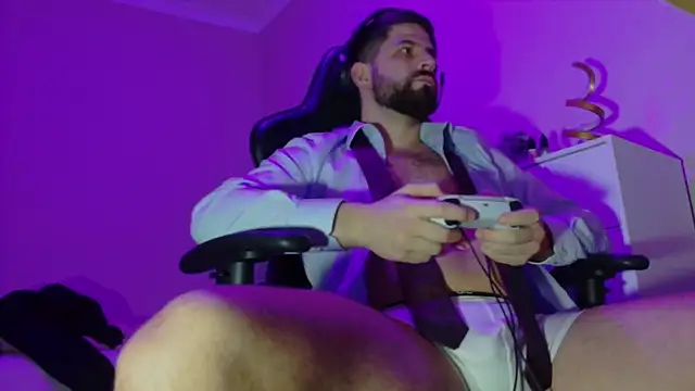 lucas kazimm online show from February 4, 2025, 6:27 pm