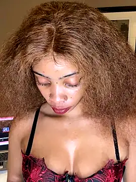 Snapshot of ZinaFreak chatting on October 16, 2025, 9:56 pm ZinaFreak online show from October 16, 2025, 9:56 pm