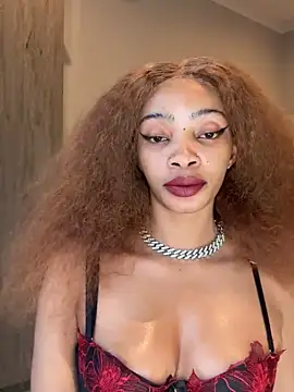 Snapshot of ZinaFreak chatting on October 14, 2025, 4:07 pm ZinaFreak online show from October 14, 2025, 4:07 pm