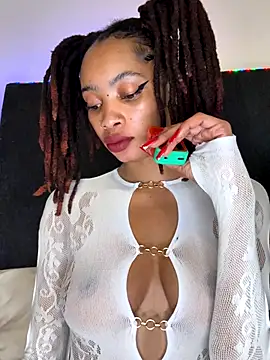 Snapshot of ZinaFreak chatting on October 20, 2025, 2:57 am ZinaFreak online show from October 20, 2025, 2:57 am