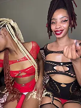 Snapshot of ZinaFreak chatting on December 1, 2025, 11:16 pm ZinaFreak online show from December 1, 2025, 11:16 pm