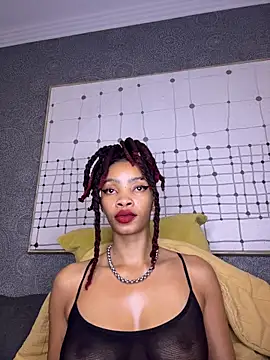 Snapshot of ZinaFreak chatting on November 17, 2025, 7:29 pm ZinaFreak online show from November 17, 2025, 7:29 pm