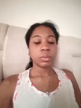 Snapshot of Zaira_Rose_ chatting on May 10, 2026, 10:00 pm Zaira Rose online show from May 10, 2026, 10:00 pm