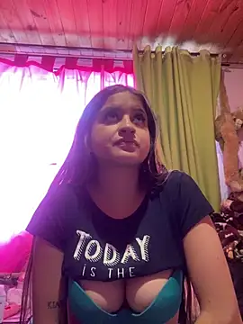 Miliboobs  online show from March 14, 2025, 6:18 pm