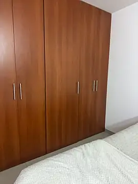 eileensophi online show from February 22, 2026, 3:42 am