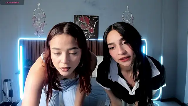 violet thomson online show from March 3, 2025, 12:01 am