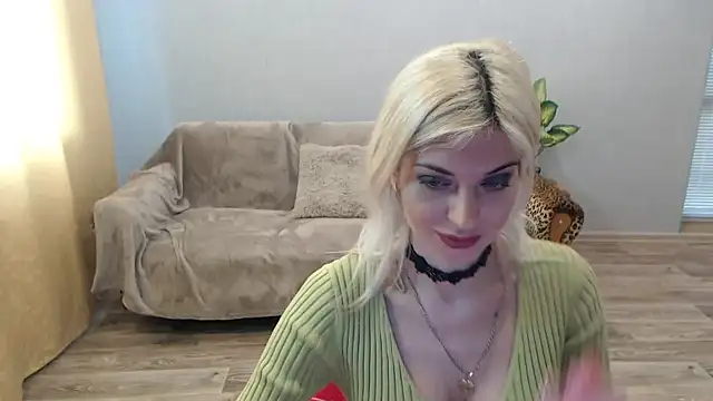 SexyBeatriice online show from April 9, 2026, 6:30 am