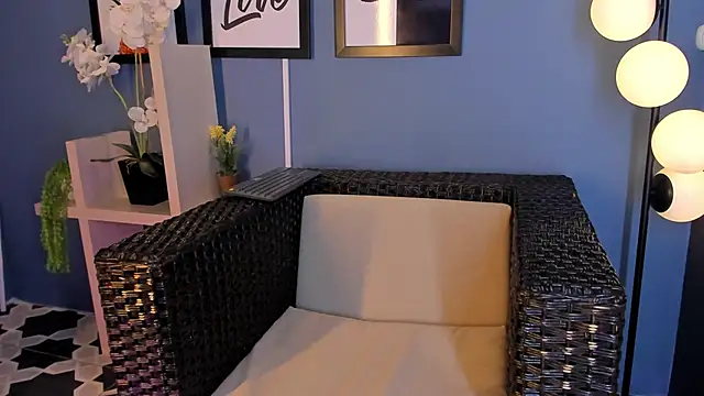 AliDiaz  online show from February 21, 2025, 1:55 am