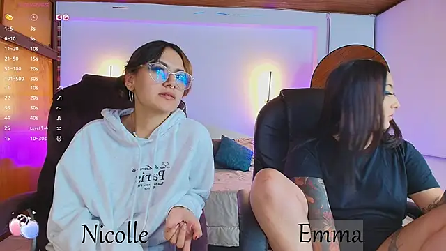  Emma11 online show from February 27, 2025, 2:14 am