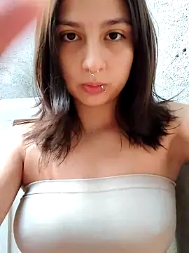 Maiden-Hot online show from February 25, 2026, 7:36 pm