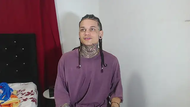 hot man05 online show from March 3, 2025, 1:28 am