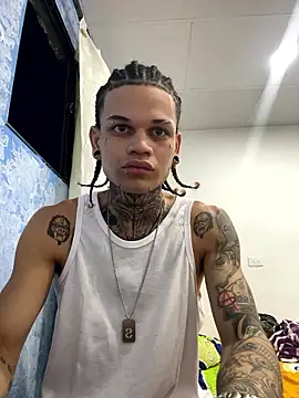 Snapshot of hot_man05 chatting on January 11, 2026, 7:59 am hot man05 online show from January 11, 2026, 7:59 am