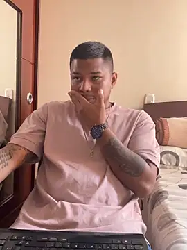 Saipadpuer30 online show from October 7, 2025, 3:46 pm