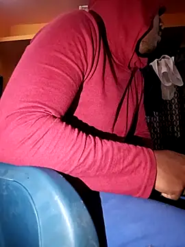 bigcock thick online show from November 16, 2025, 12:37 am