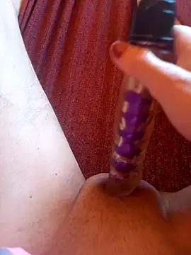 baixinhainsaciavel23 online show from October 7, 2025, 3:46 pm