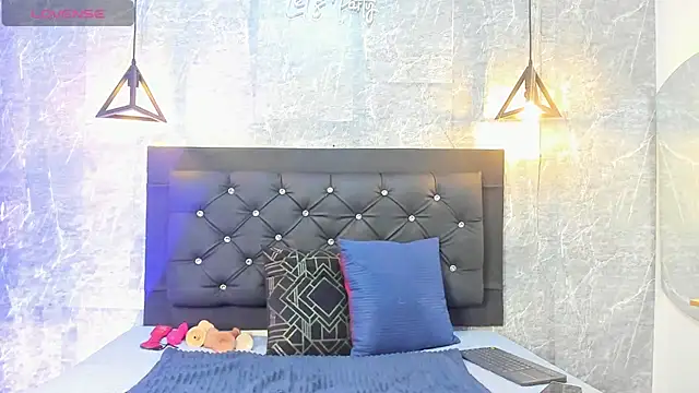 emberhodson online show from January 11, 2026, 12:56 pm