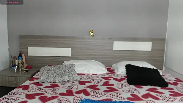 Snapshot of Liiamthompson chatting on October 22, 2025, 3:28 am Liiamthompson online show from October 22, 2025, 3:28 am