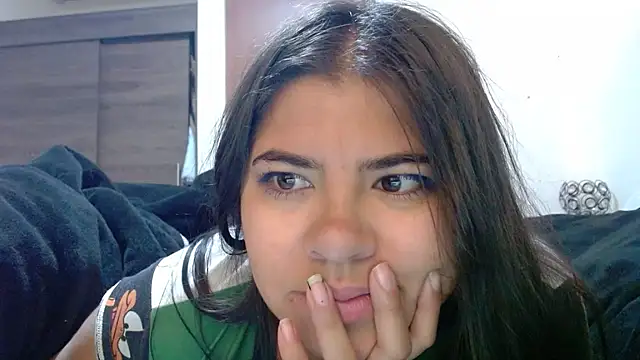 viccky vick online show from December 14, 2025, 11:49 am