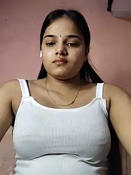 Snapshot of RAYI_123 chatting on July 8, 2026, 1:56 pm RAYI 123 online show from July 8, 2026, 1:56 pm