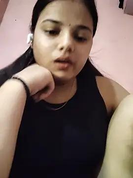 Snapshot of RAYI_123 chatting on July 10, 2026, 2:06 pm RAYI 123 online show from July 10, 2026, 2:06 pm