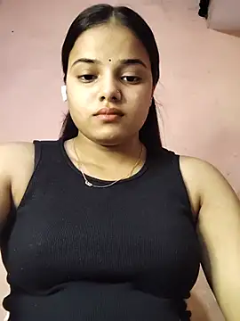 Snapshot of RAYI_123 chatting on July 7, 2026, 1:47 pm RAYI 123 online show from July 7, 2026, 1:47 pm