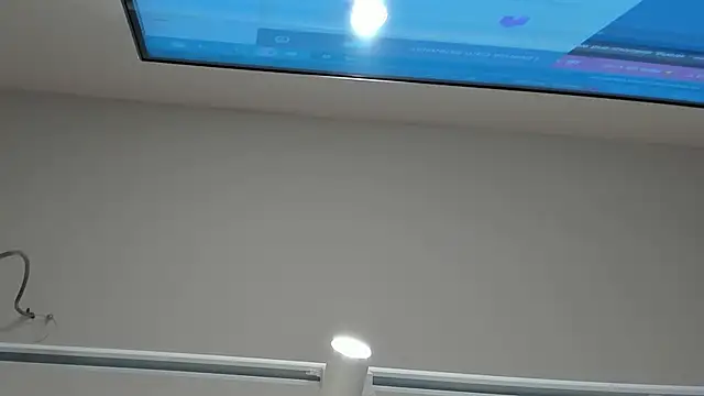 yeikafoxy online show from March 14, 2026, 11:16 am