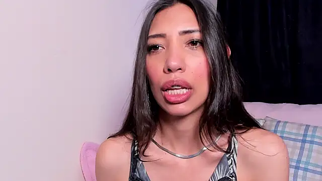 Snapshot of Miss_veronicaa2 chatting on November 27, 2025, 1:00 pm Miss veronicaa2 online show from November 27, 2025, 1:00 pm