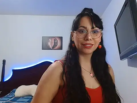 Snapshot of AloLovely_ chatting on May 14, 2026, 2:52 am AloLovely online show from May 14, 2026, 2:52 am