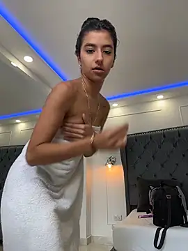 eva roseee online show from June 8, 2026, 9:15 pm