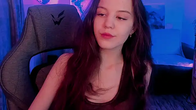 Snapshot of MilaStoyne chatting on November 26, 2025, 7:19 am MilaStoyne online show from November 26, 2025, 7:19 am