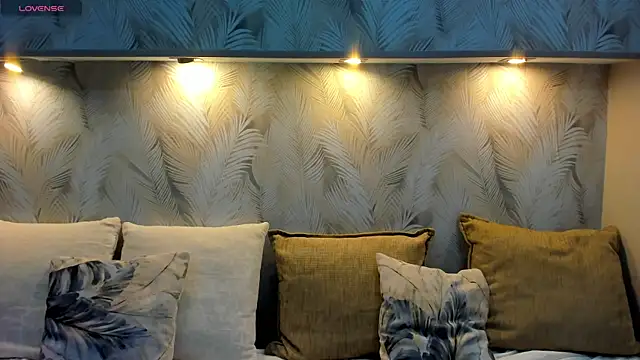 Jenny Jimmy online show from February 19, 2026, 1:13 am