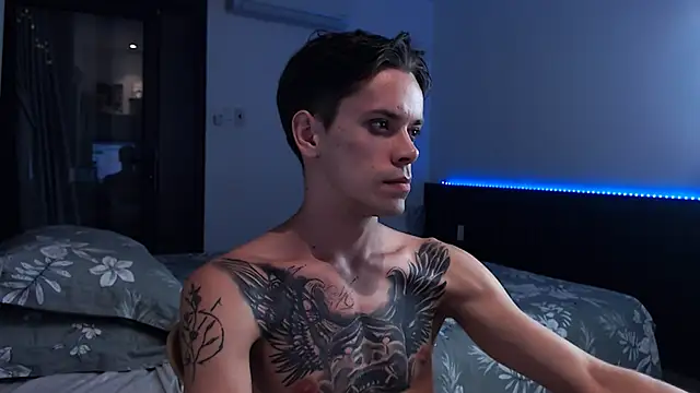 William Henry  online show from October 7, 2025, 2:07 pm