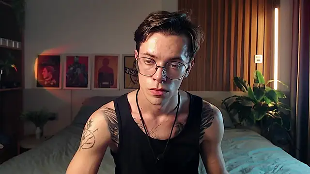 William Henry  online show from April 8, 2026, 12:28 pm