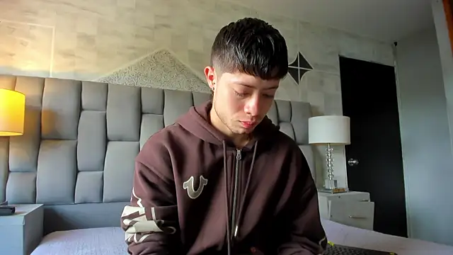 marcuscollins1  online show from March 17, 2026, 1:14 pm