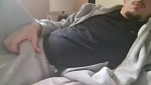 giumy91 online show from April 10, 2026, 3:30 pm