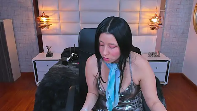 Snapshot of Nohemi_louse chatting on January 31, 2026, 7:12 pm Nohemi louse online show from January 31, 2026, 7:12 pm