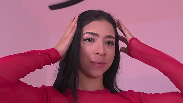 sara lopee1 online show from November 15, 2025, 11:58 am