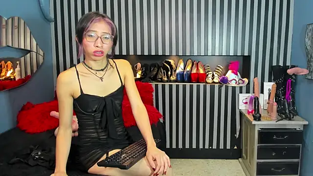 Mara Gonzalez online show from May 19, 2026, 11:50 am
