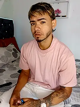 Niick01  online show from March 18, 2026, 5:03 pm