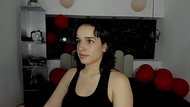 Annyrosee online show from February 12, 2026, 7:57 pm