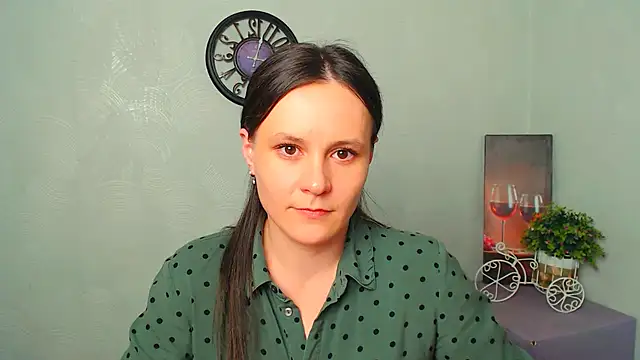 ValeriaHeart  online show from February 20, 2025, 12:57 pm