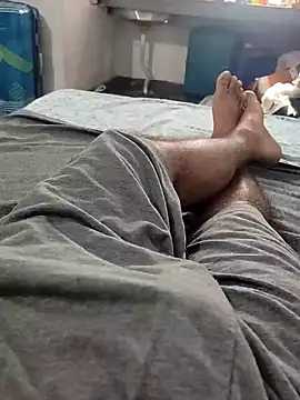 Hot funky boy online show from February 22, 2026, 7:11 am