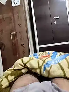 Hot funky boy online show from February 9, 2025, 4:07 pm