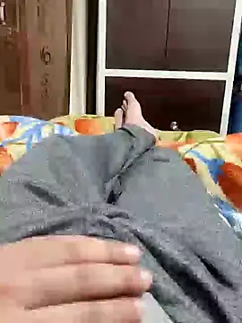 Hot funky boy online show from February 14, 2025, 4:41 pm