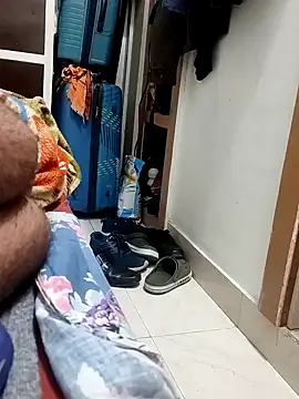 Hot funky boy online show from February 10, 2025, 7:38 pm