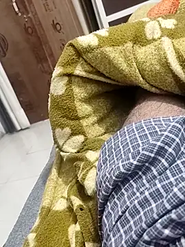 Hot funky boy online show from February 16, 2025, 10:32 am