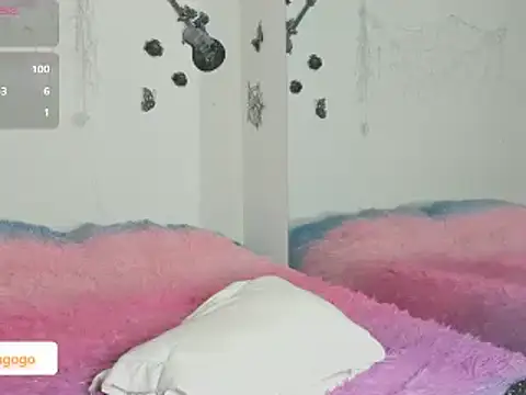 Sofiadelacruz online show from March 14, 2025, 2:31 am