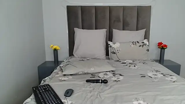 NikkyDangerr online show from March 8, 2026, 2:04 am