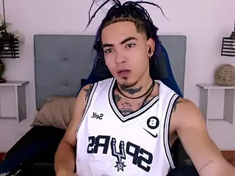 LihanJor 23 online show from March 7, 2025, 9:40 am