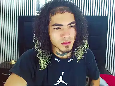 LihanJor 23 online show from September 19, 2025, 1:15 pm